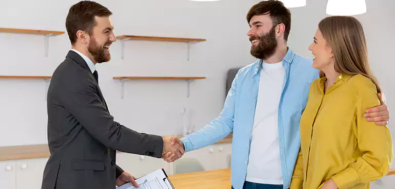 Why Choose Clarksville Home Buyers to Sell Your Condo Fast in Clarksville, TN?