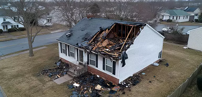 Why Choose Us for Selling Damaged House in Clarksville, TN?